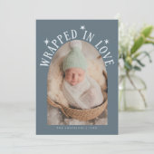 Faire-part Enveloppé dans l'amour ardoise photo naissance (Debout devant)