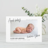 Faire-part Et bébé fait trois photos de naissance moderne (Debout devant)