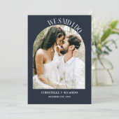 Faire-part Faire part de fuite en amoureux bleu marine élégan (Debout devant)