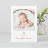 Faire-part Faux photo doux et simple Rose Coeur rose naissanc (Debout devant)