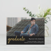 Faire-part Formal moderne Black Gold Script photo Graduation (Debout devant)