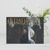 Faire-part Graduate Muted Serif (Debout devant)