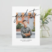 Faire-part Graduate trendy modern script photo graduation (Debout devant)