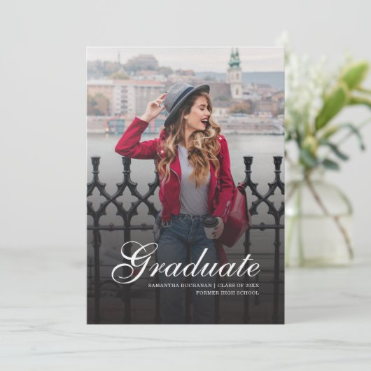 Faire-part Graduation 2025 Script Photo (Debout devant)