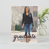Faire-part Graduation de la photo de script moderne (Debout devant)