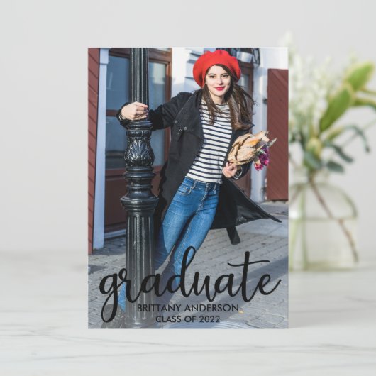 Faire-part Graduation de la photo de script moderne (Debout devant)
