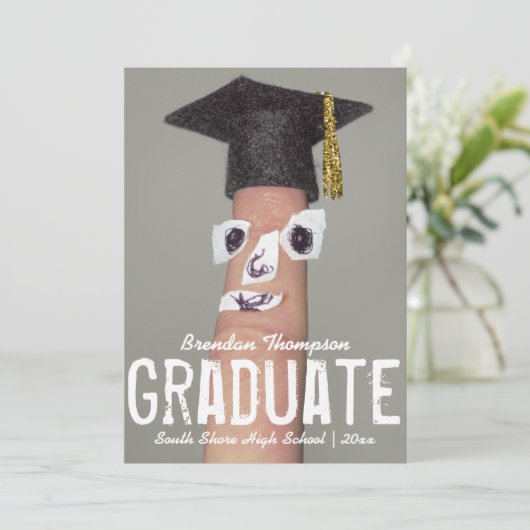 Faire-part Graduation Funny Grad Casquette Cartoon 2023 Gradu (Debout devant)