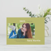 Faire-part Graduation photo minimaliste Avocado (Debout devant)