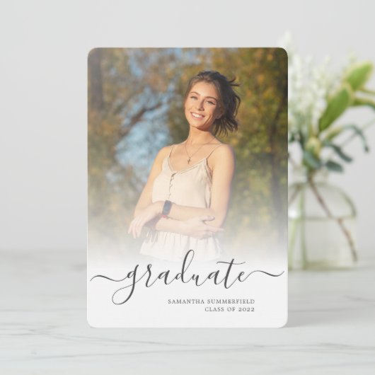 Faire-part Graduation Script Grad Photos (Debout devant)