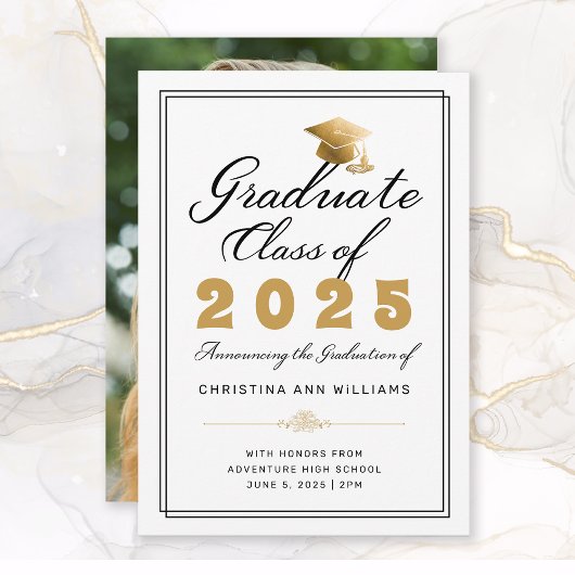 Faire-part Graduation White Gold Script classe photo de 2025