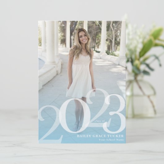 Faire-part Gras GRAD 2023 Superposition bleu clair Graduation (Debout devant)