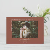 Faire-part Line Art Terracotta Graduation Horizontale Photo (Debout devant)