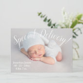 Faire-part Livraison spéciale Script photo Genre Neutre Naiss (Debout devant)