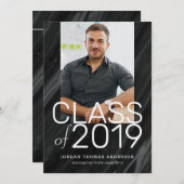 Faire-part Marbre noir moderne Stacked Texte Graduation Photo (Devant / Derrière)