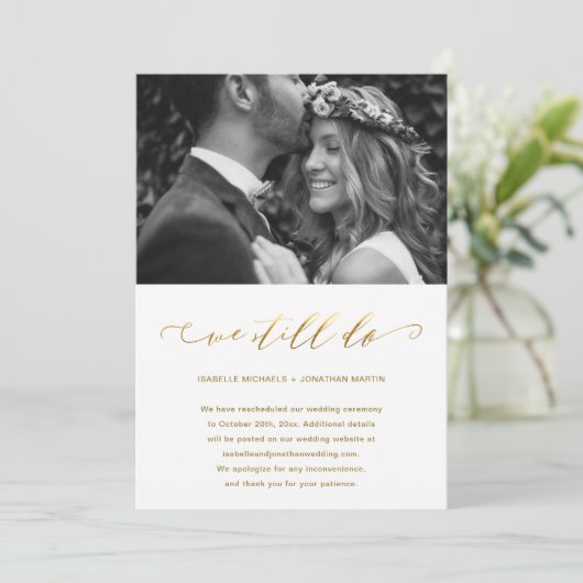 Faire-part Mariage Postponction Faux Gold Nous faisons toujou (Debout devant)