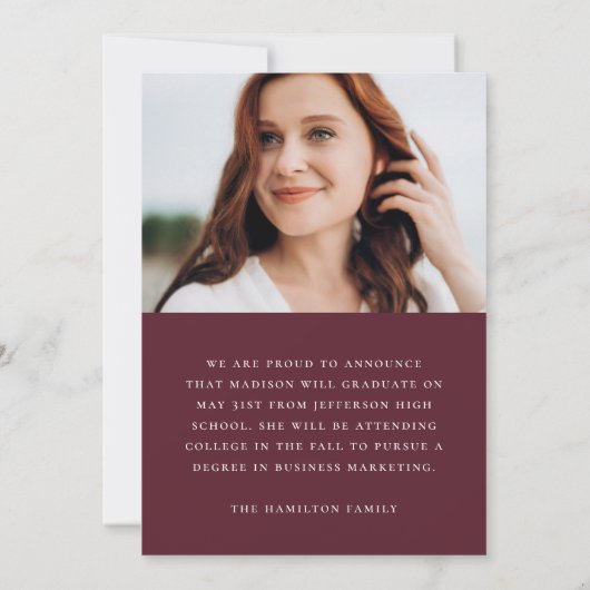 Faire-part Maroon manuscrit moderne Script photo Graduation (Dos)