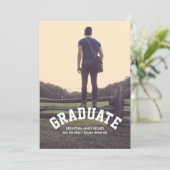 Faire-part Masculine Moderne Personnalisée (Debout devant)