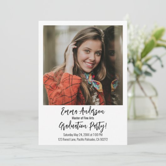 Faire-part Master of Fine Arts Graduation Party (Debout devant)