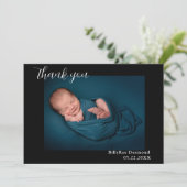 Faire-part Merci photo bébé simple Script de naissance (Debout devant)