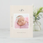 Faire-part Modern Monogram Photo Birth Announcement (Debout devant)