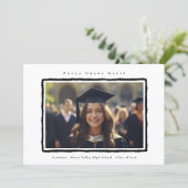 Faire-part Modern Photo Black Frame Graduation High School (Debout devant)