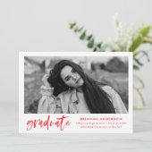 Faire-part Moderne Pinceau rouge Script photo Graduation (Debout devant)