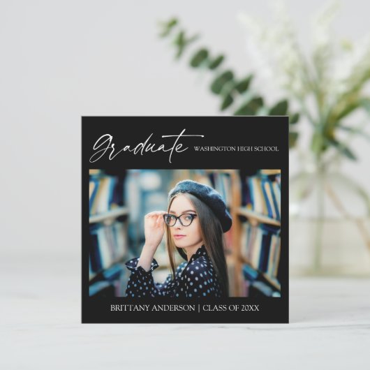 Faire-part Moderne Stylish Calligraphie Encre Script Graduati (Debout devant)