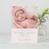 Faire-part Naissance d'une petite fille rose moderne (Debout devant)