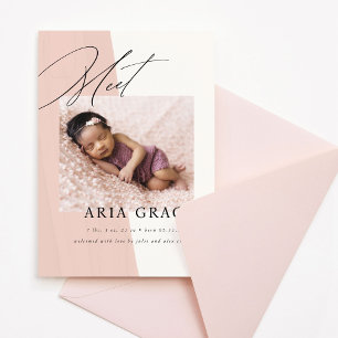 Faire-part Naissance d'une petite fille rose pâle moderne