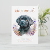 Faire-part Nous avons déménagé Labrador Puppy Boho Floral Chi (Debout devant)