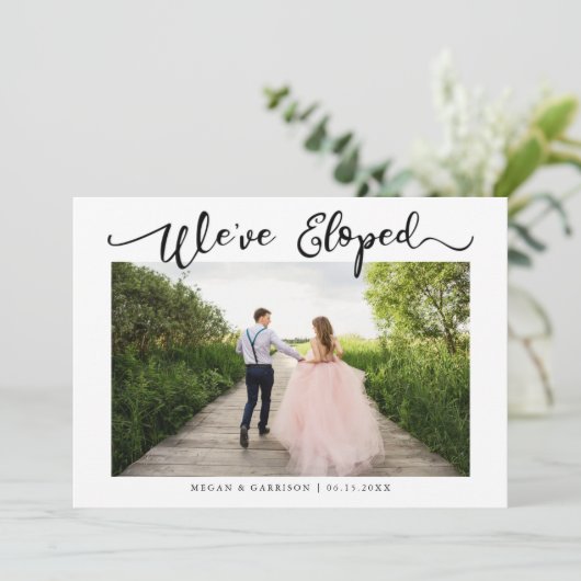 Faire-part Nous avons Eloped Script Mariage Multi Photo (Debout devant)