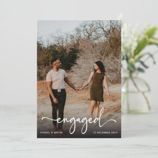 Faire-part Partie d'engagement photo engagée par script (Debout devant)