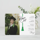 Faire-part Peace Out Green Tassel Covid Photo Graduation (Debout devant)