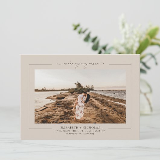 Faire-part photo Micro Mariage téléchargé (Debout devant)