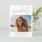 Faire-part Photo Moderne Diplômé (Debout devant)