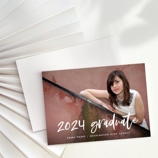 Faire-part Photo moderne et texte manuscrit blanc Graduation