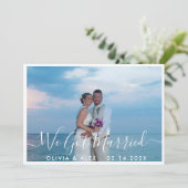 Faire-part Photo moderne We Got Married White Script Wedding (Debout devant)