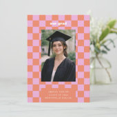Faire-part Photo Rétro Damier Rose Orange Notre Diplômé 2026 (Debout devant)
