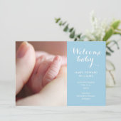 Faire-part Photos Monogramme Bleu Script Naissance (Debout devant)