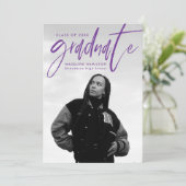 Faire-part Pinceau violet manuscrit Script 4 Diplôme photo (Debout devant)