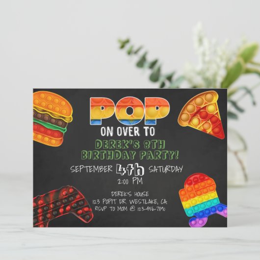 Faire-part pop snap party, pop it party, fidget party (Debout devant)