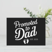 Faire-part Promu Papa EST 2025 Drôle Futur Papa Bientôt (Debout devant)