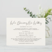 Faire-part Réduire la taille de notre mariage Élégante callig (Debout devant)