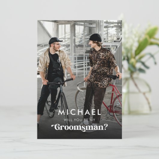 Faire-part Retro Script & Photo Serez-Vous Mon Groomsman (Debout devant)