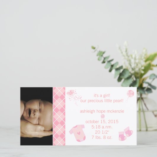 Faire-part Rose pastel argyle - C'est une fille - Notre préci (Debout devant)