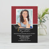 Faire-part rouge moderne de fête de remise des (Debout devant)