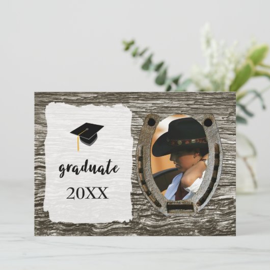 Faire-part Rustique de Graduation à l'occidentale (Debout devant)