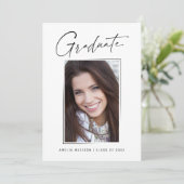 Faire-part Script d'encre unique minimal moderne Graduate 4 p (Debout devant)