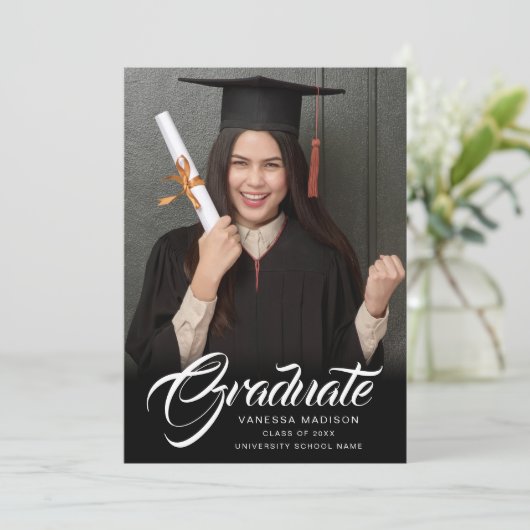 Faire-part Script élégant | Photo moderne Grad (Debout devant)