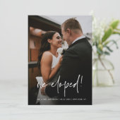 Faire-part Script manuscrit simple Nous avons Elopé Mariage p (Debout devant)